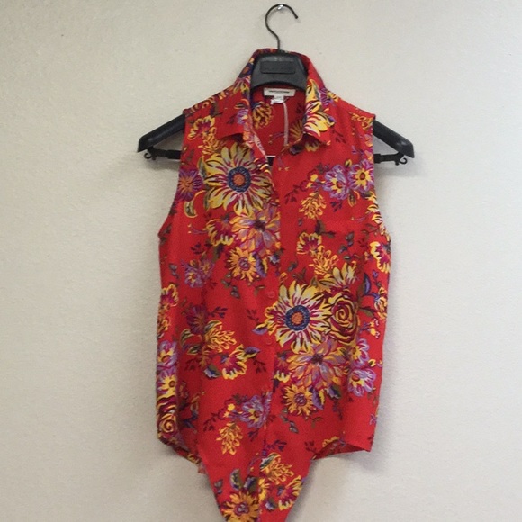 Beach Lunch Lounge Top - Picture 2 of 4